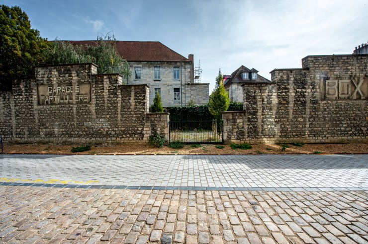 Besançon rue Gambetta Feuille mortes de Senones